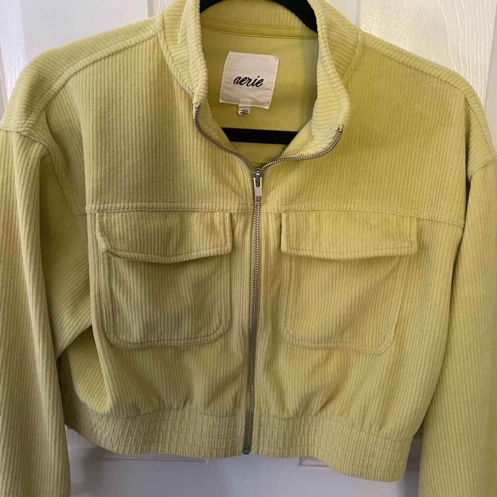 Woman's AERIE Size Small Groove On Velour Lemon Lime Zip Crop Jacket  1509 EUC